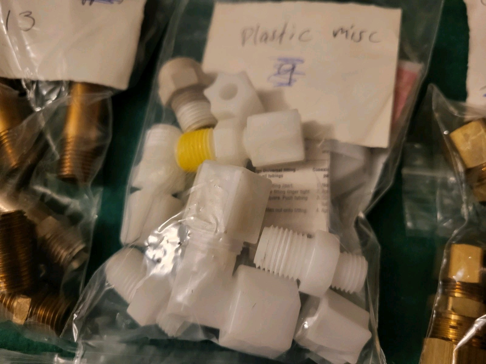 HUGE LOT OF BRASS FITTINGS, CONNECTORS FEW PLASTIC, IRON OVER 340 PIECES 24LBS