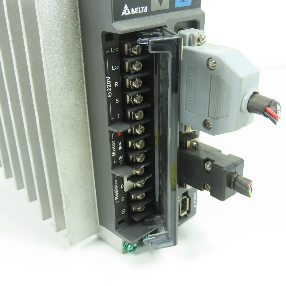Delta ASD-B2-0721-B 3Ph Servo Drive 230V 50/60Hz 3.66A Input 110V 2.1A Output