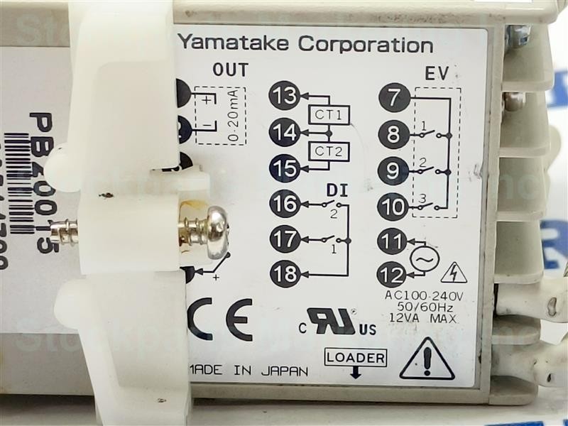 Azbil SDC15 C15TC0TA0200 Temperature Controller AC100-240V 50/60Hz 12VA MAX.
