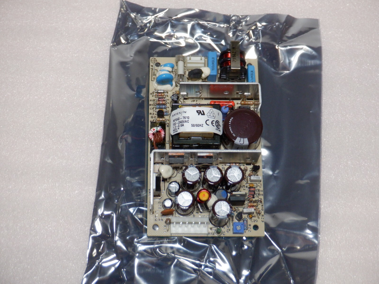 ARTESYN NFS40-7610 OPEN FRAME AC/DC CONVERTER 5.1V +/-15V 40W POWER AUP
