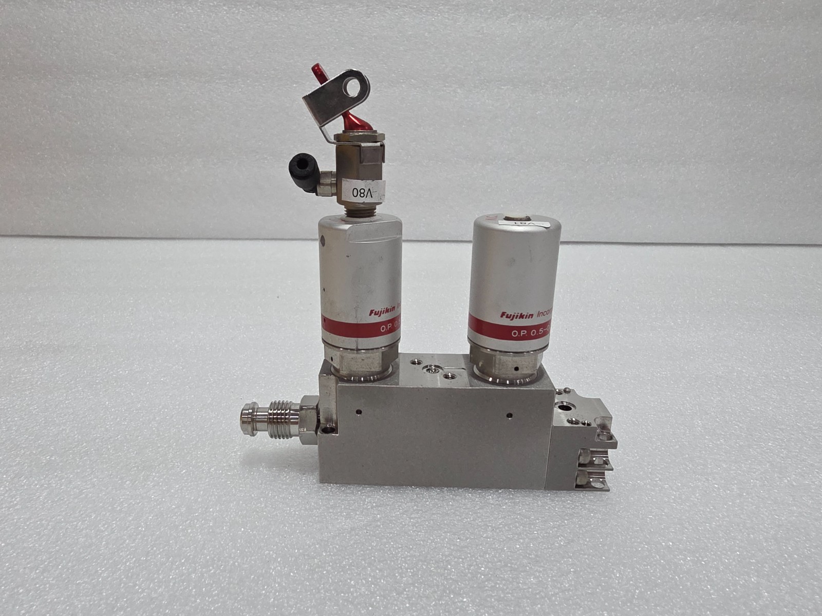 FUJIKIN Diaphragm Valve C.NO 477943 (As-Is)