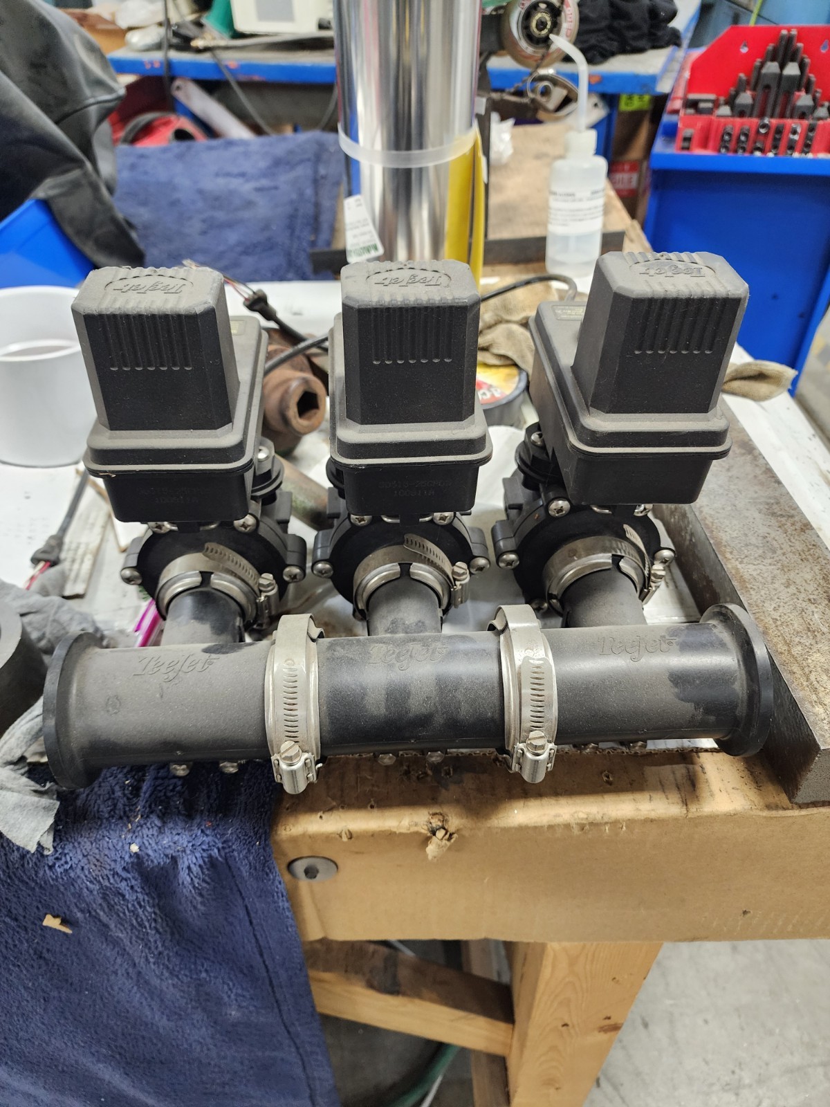 TeeJet 3 Valve 490 Shutoff Manifold