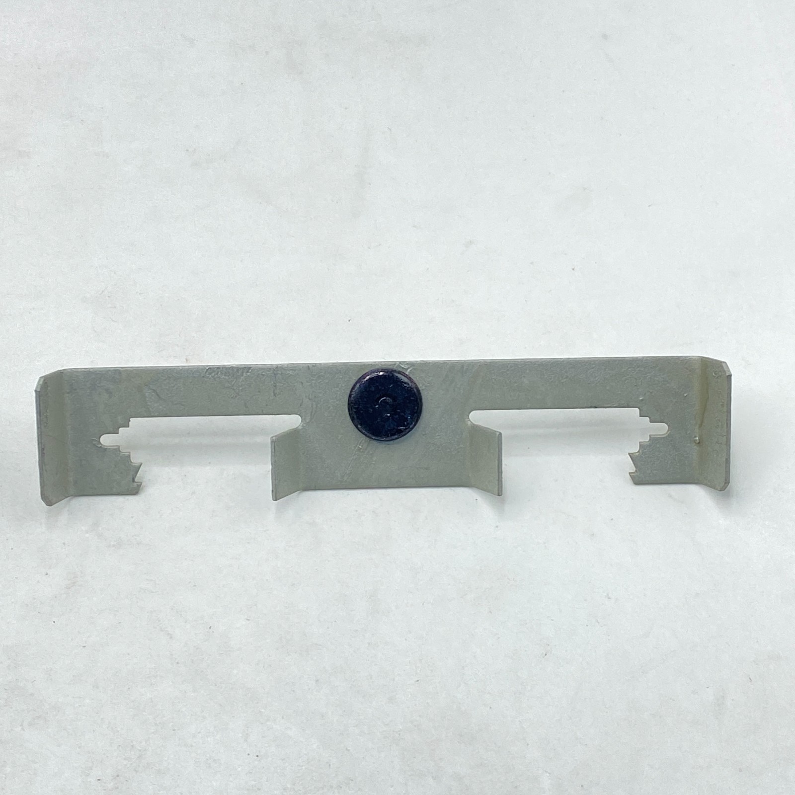 nVent Caddy 4Z4S Multi-Function Clips WITH STUD BOX OF 50
