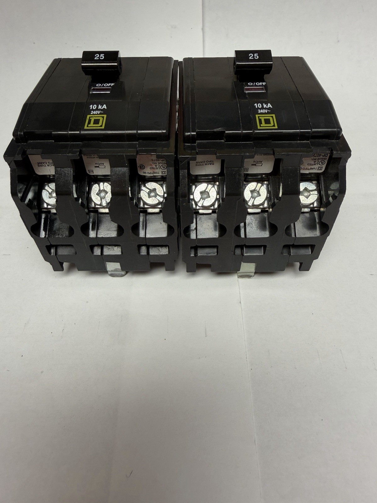 QO325 – Square D QO Series 3 Pole 25 Amp 120/240VAC 48VDC Plug-In Lot Of 2
