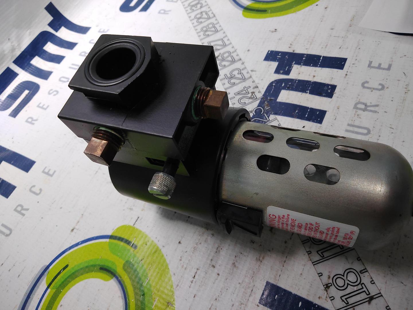 WILKERSON M16-03400B G00 AIR REGULATOR
