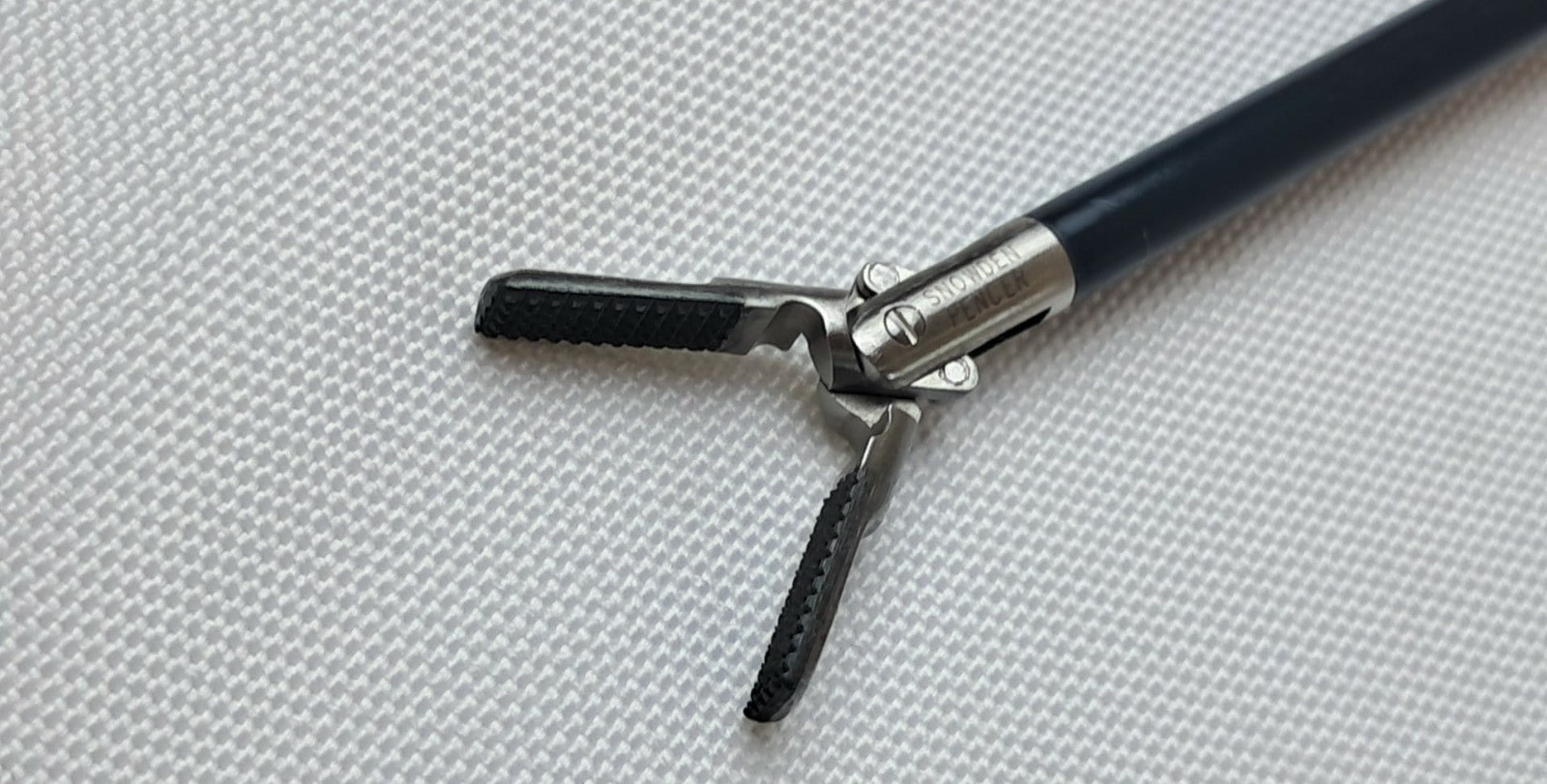 Snowden Pencer 90-7071 Laparoscopic Flat Nose, Dissector Forceps, 5.0mm x 32cm