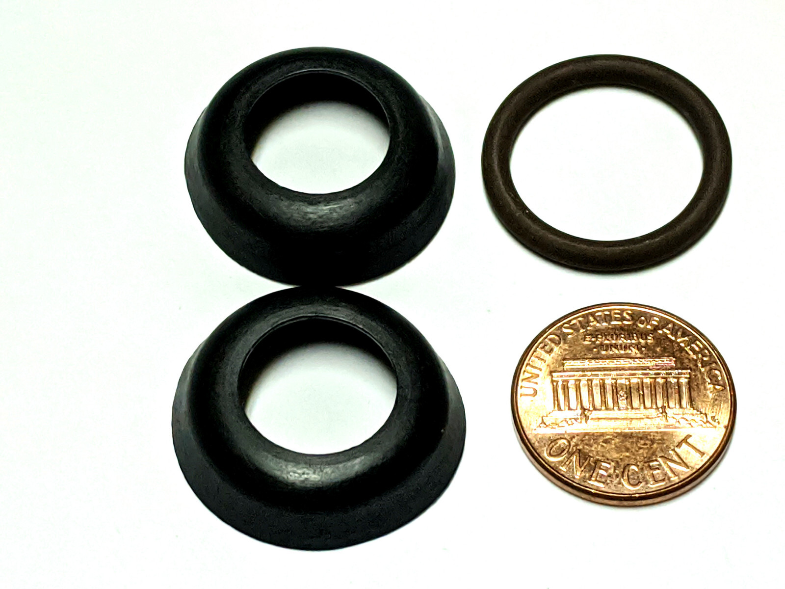Drive seals 10453 and O-ring for some John Deere Stanadyne / Roosa Master pumps