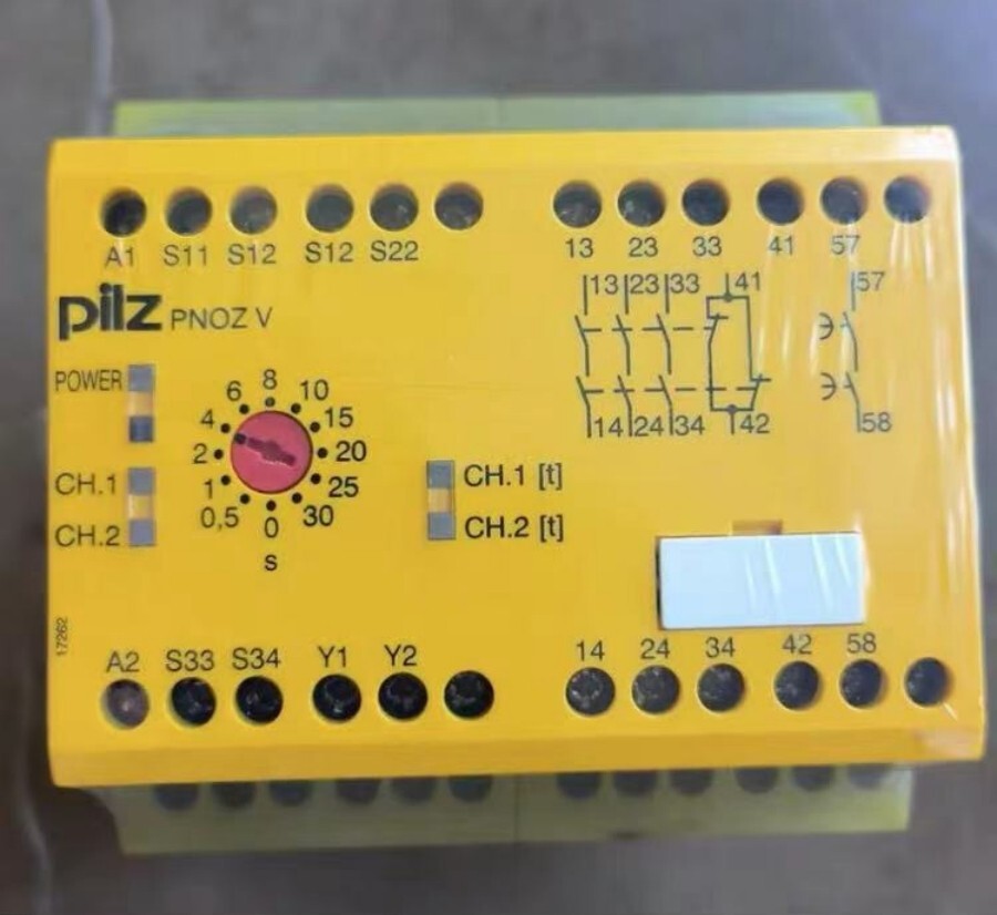 1PC PILZ PNOZ V 30s 24VDC 3n/o 1n/c 1n/o t safety relay 774790
