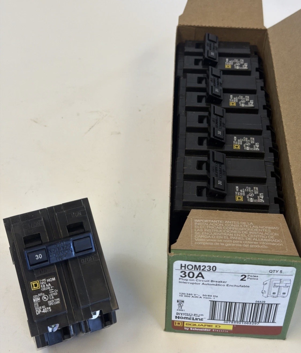 Square D HOM230 (5 PACK) 30A 2P Circuit Breaker 120/240V US SELLER 5 NEW IN BOX