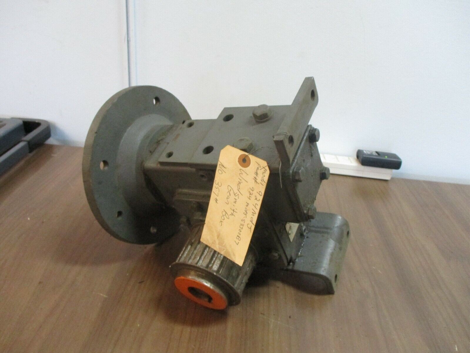 Winsmith Gear Reducer 924MDJ Ratio 10:1 2.77 HP In 1800 RPM In Used