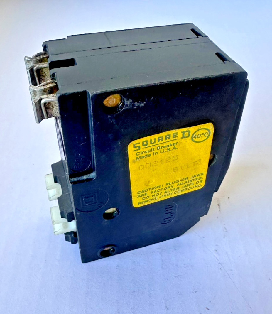 SQUARE D, QO2125, 125A, 240V, 2 POLE, CIRCUIT BREAKER *RECONDITIONED *MINOR FLAW
