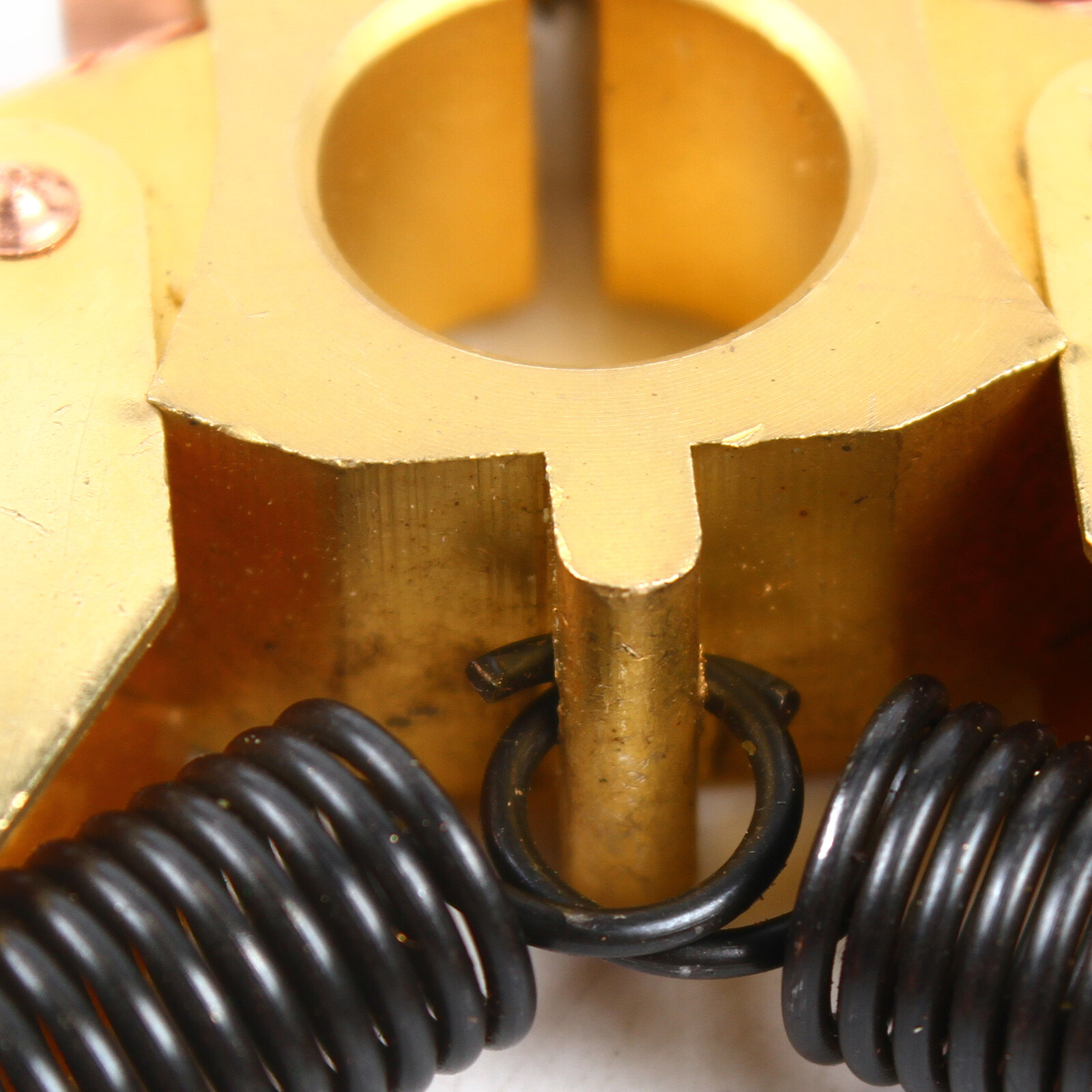 Copper Motor Carbon Brush Herringbone Holder V-shape For Slip Ring Fit DC motor