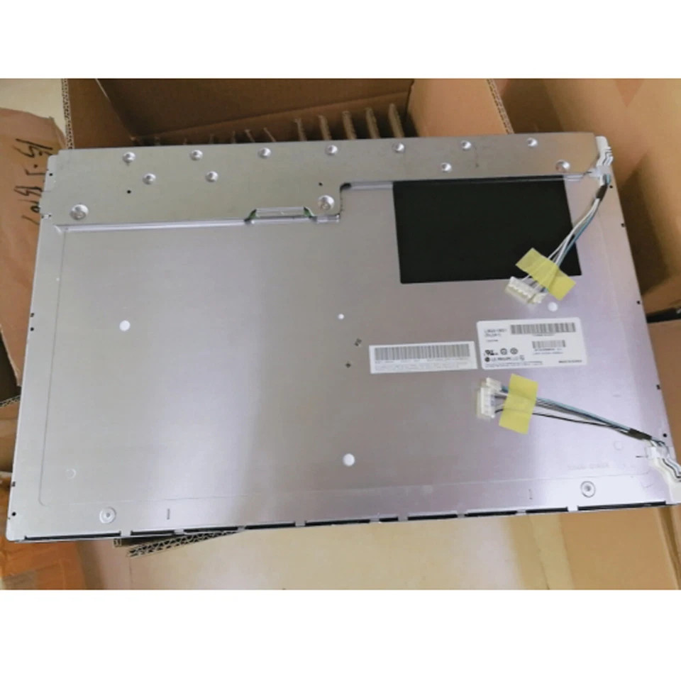 NEW LM201W01-SLA1 LCD Screen Display Panel 20.1 inch