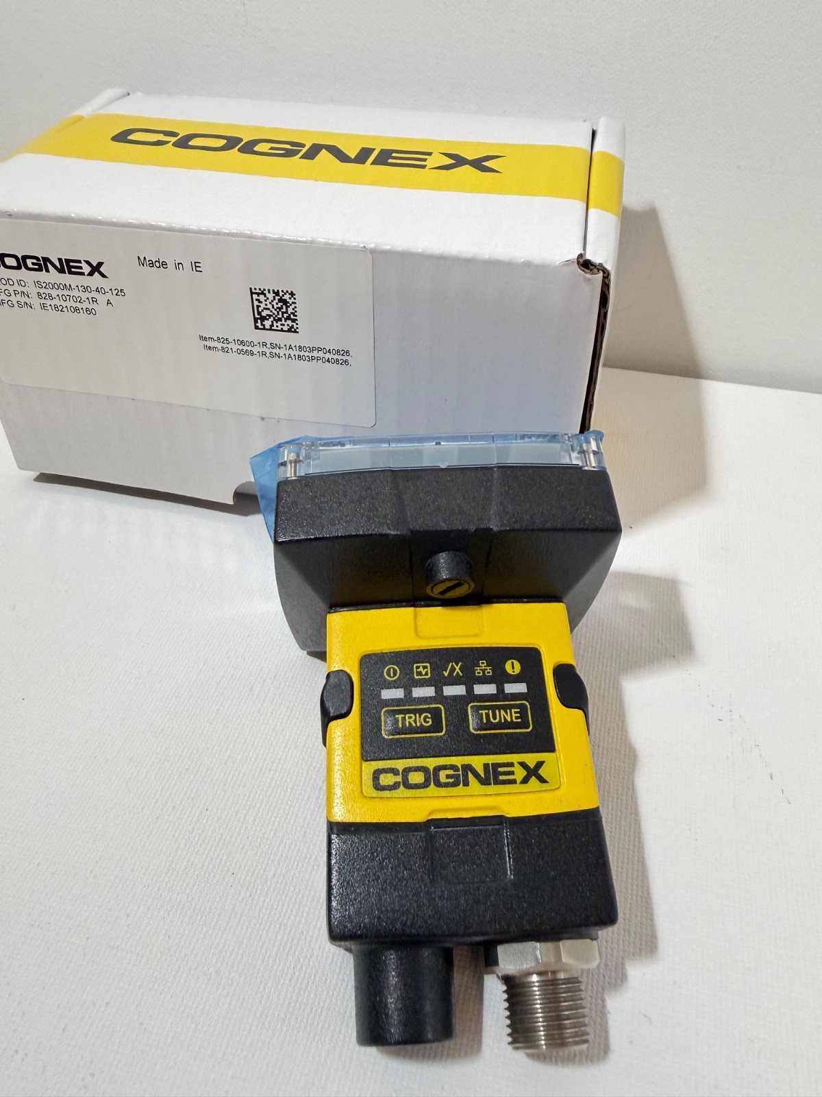 Cognex ISM2000M-130-40 In-Sight Vision Camera 825-10249-1R w/ Cables