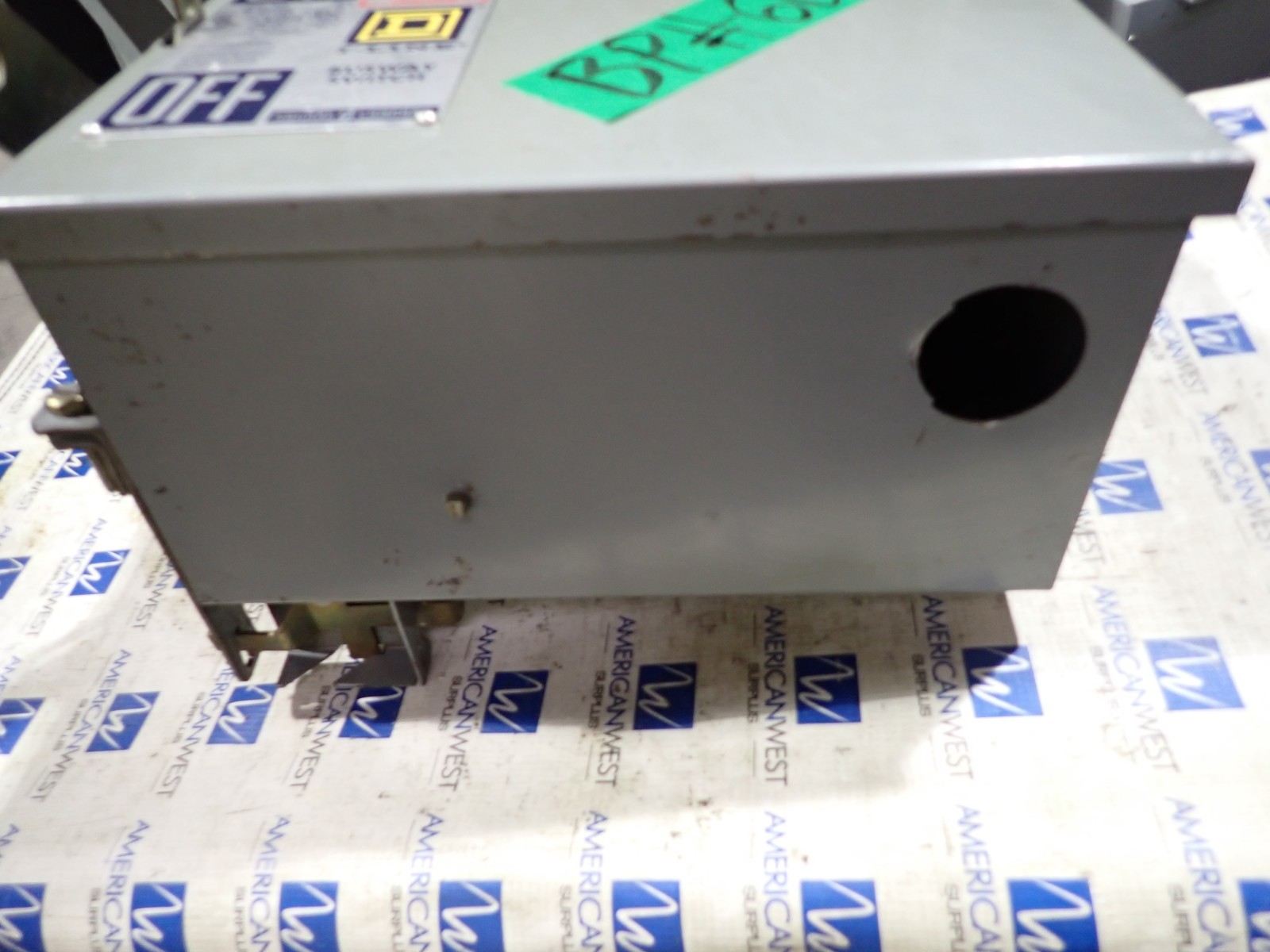 Square D PQ3603G 30 amp 600v 3p 3w Fused Busway Switch Bus Plug Ser 3 BP608