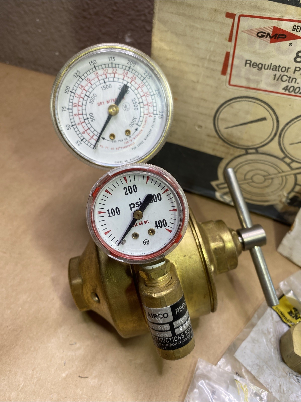 concoa airco cga 555 Two Stage Nitrogen Gauge Regulator (I Think It’s New)