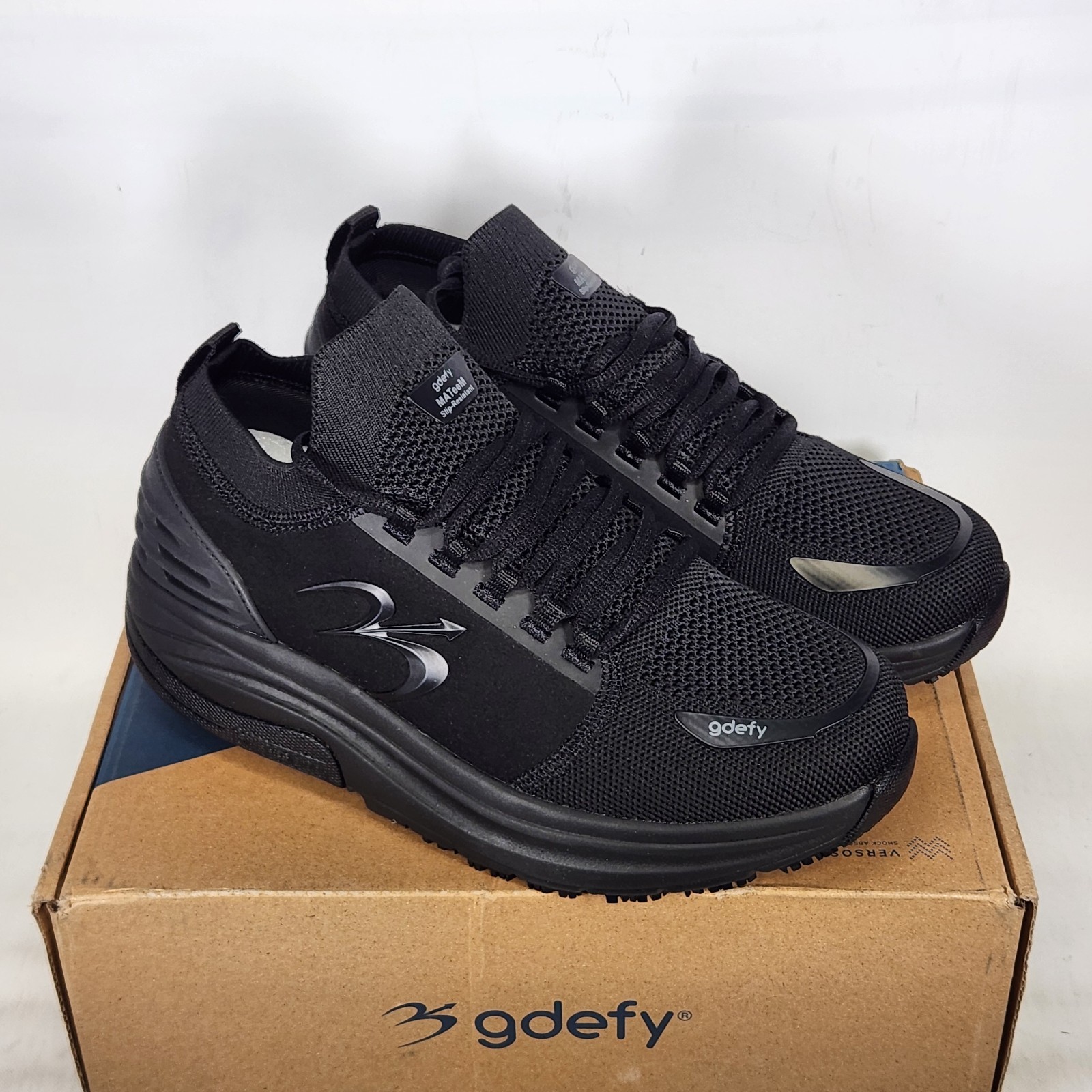 Size 10 – GDEFY MATeeM SR – SLIP RESISTANT- Black – Mens