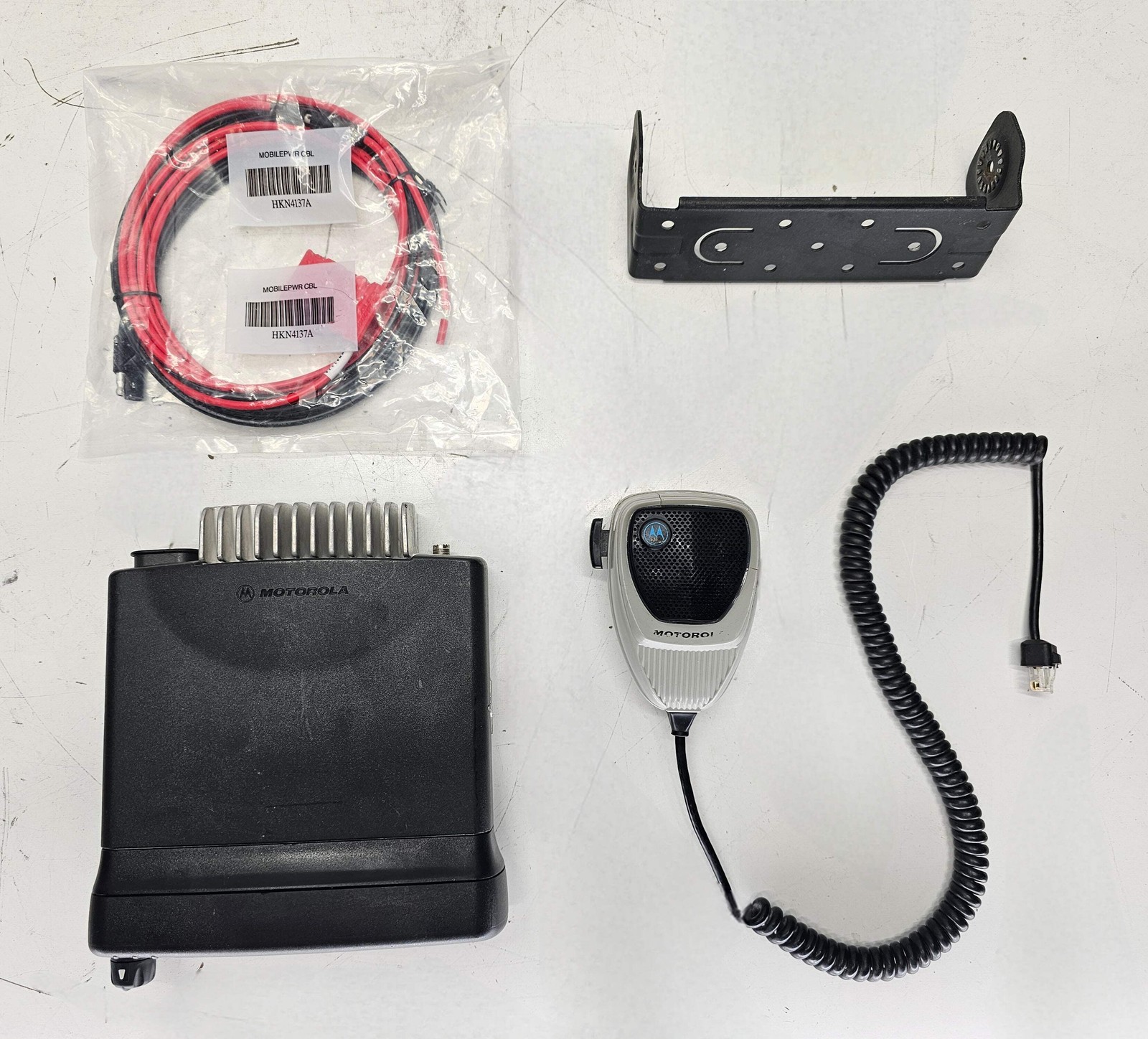 Motorola CDM1550 LS+ UHF 25 Watt 160 Ch 403-470 Mhz AAM25RHF9DP6AN