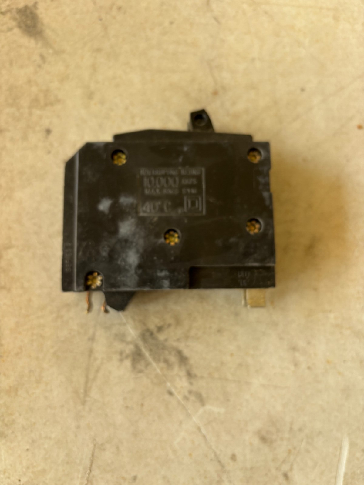 SQ D QO 15/20 twin circuit breaker