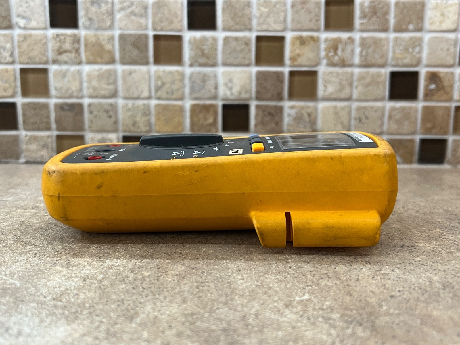 Fluke 111 True RMS Multimeter – Untested