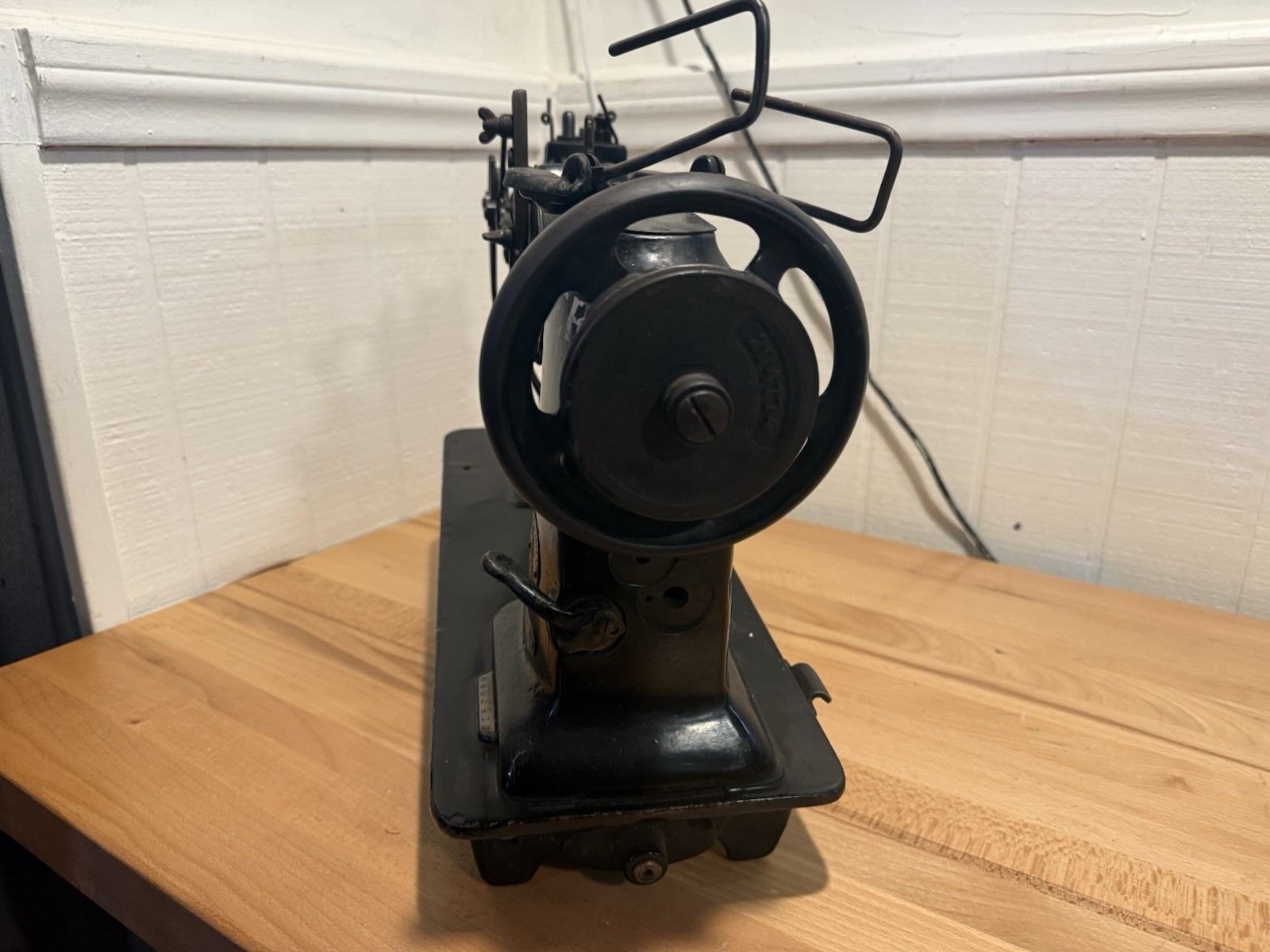 Vintage Singer 72W19 (72 W 19) Hemstitcher Sewing Machine Pre 1940’s See Video