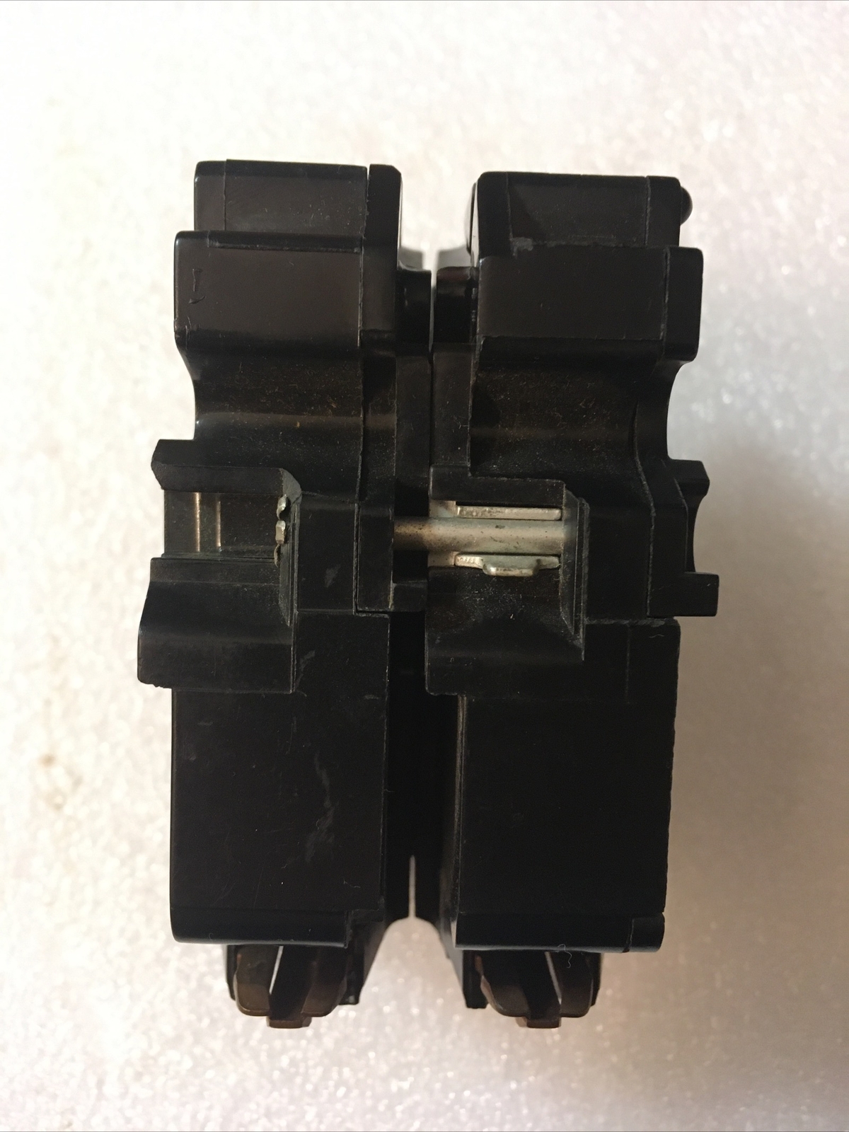 FPE NA250 – Federal Pacific. 240V Stab-Lok Circuit Breaker – RED HANDLE