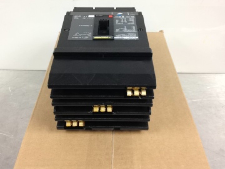 UpTo 2 NEW at MostElectric: JJA36200 SQUARE D