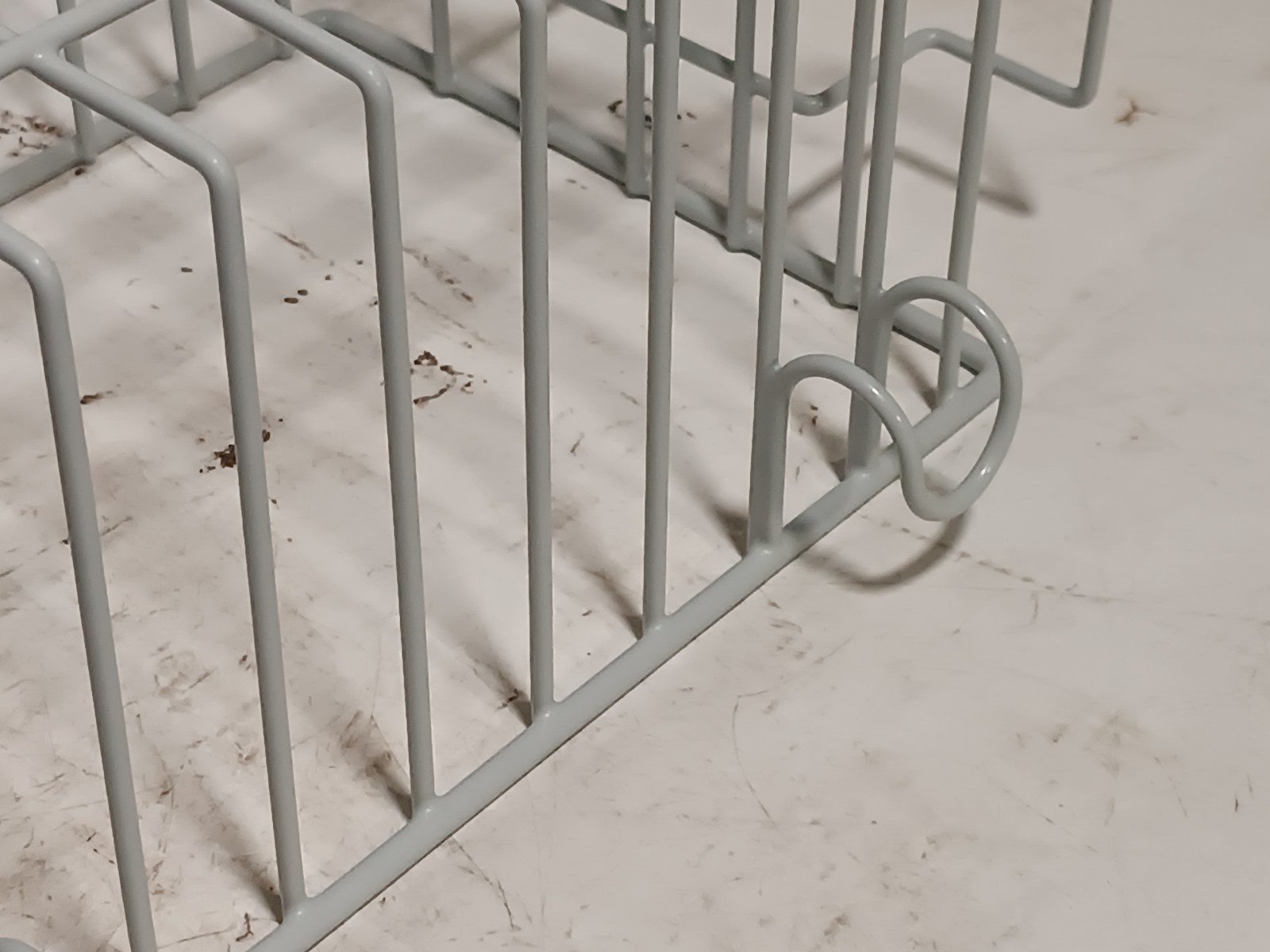 GCX RSL-0003-09 Roll Stand Utility Basket 12.75in W, 5.9in H, 7.5in D in box