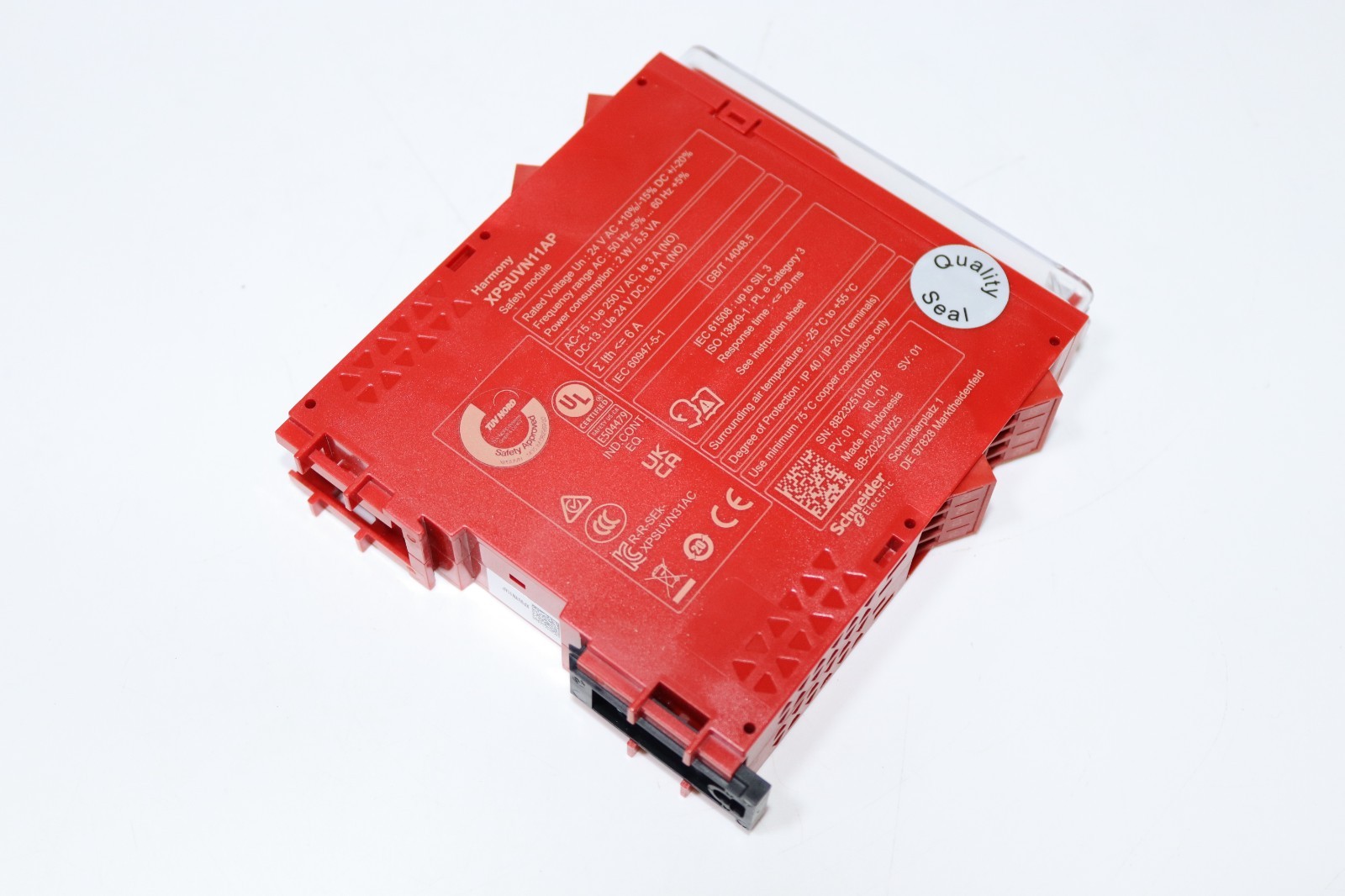 Schneider Electric XPSUVN11AP MADE IN INDONESIA free shipping