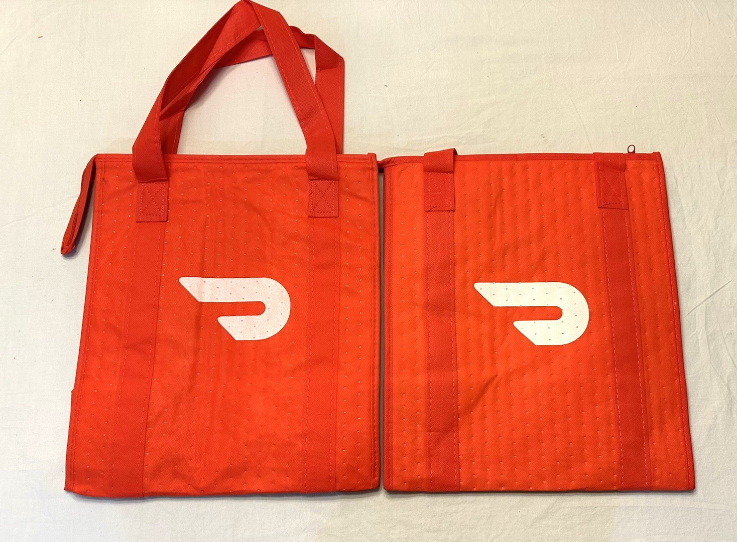 Lot of 7 ~ DOORDASH ~ 13x15x9 ~ Zippered Insulated Delivery Bag / Tote ~ ERRORS