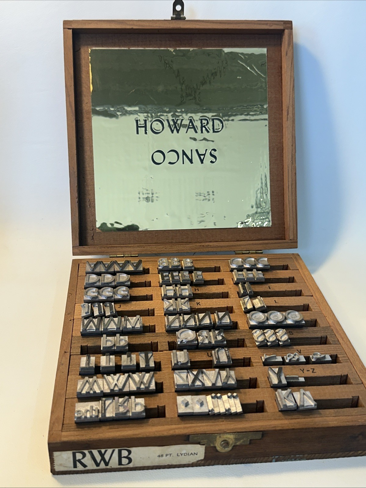 VINTAGE Kingsley Machine Co. RWB 48 Pt Lydian Hot Foil Stamping