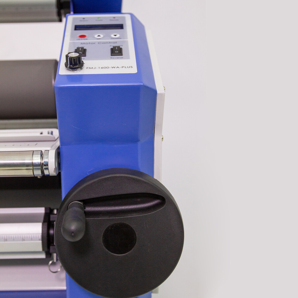 Qomolangma 63in Full-auto Wide Format Cold Laminator Heat Assisted and Trimmer
