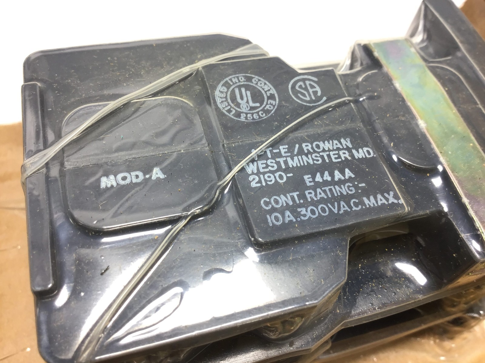 ITE Rowan 2190 – E44AA General Purpose Relay 10 Amps 300VAC Max 4 Poles 50/60Hz