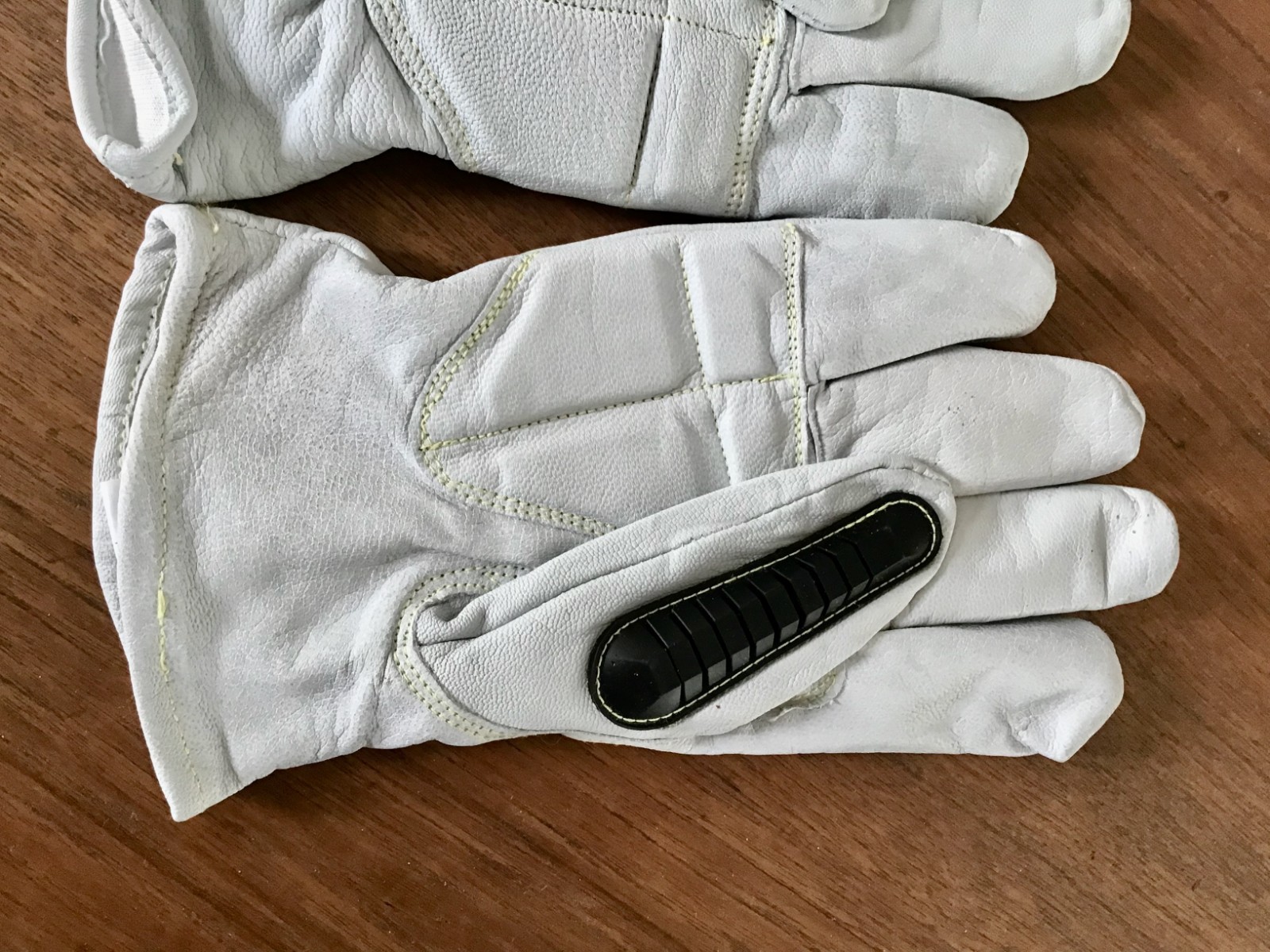 0NE PAIR SUPERIORGLOVE ENDURA XL GLOVES 378GKGVBE
