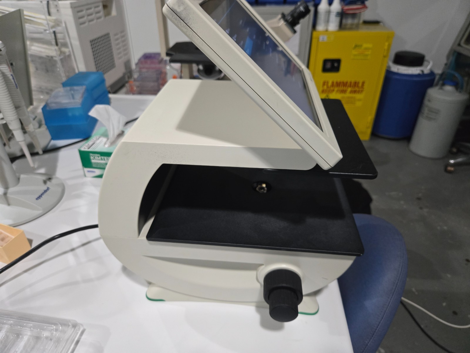Bio-Rad ZOE Fluorescent Cell Imager/microscope