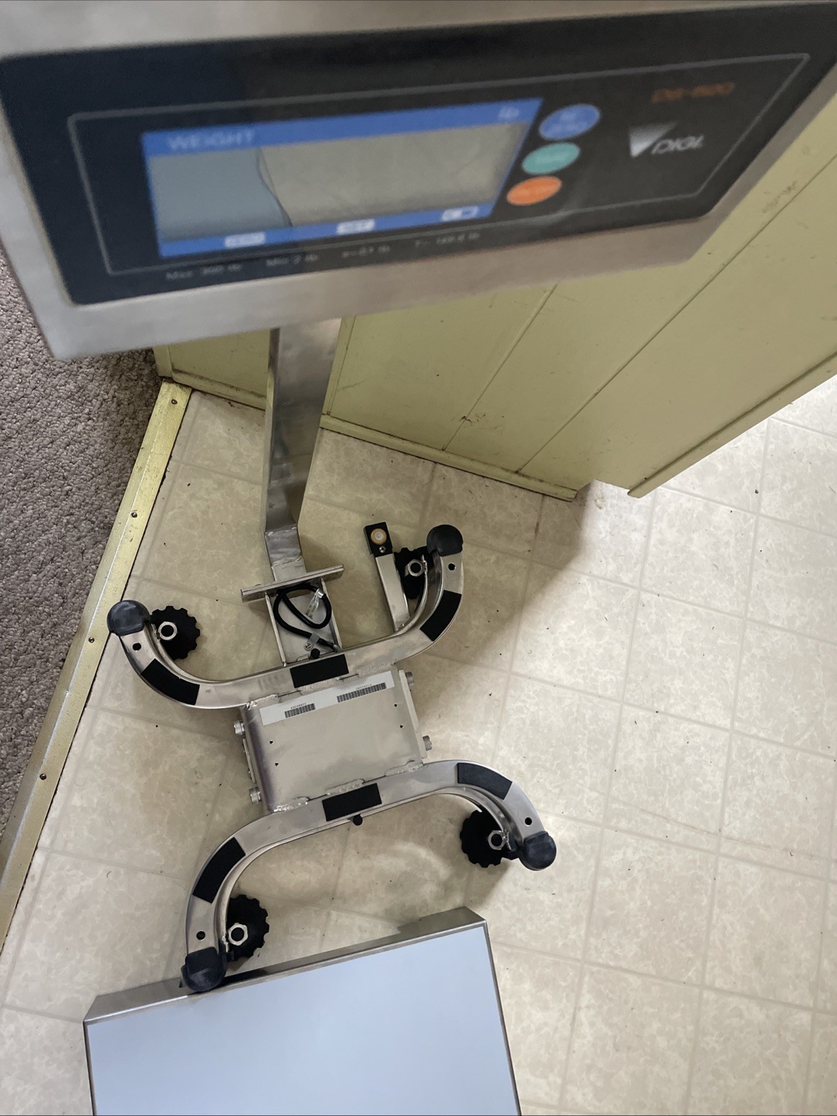 DIGI DS-520 Digital Platform Scale 300 Lb Food Service Stainless Water Resistant
