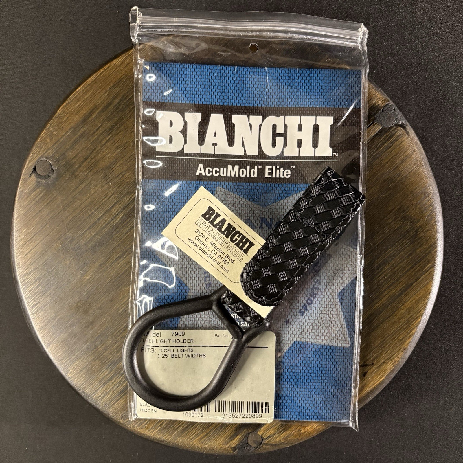 Bianchi 7909 Baton/ Flashlight Ring Holder Black Tooled Basketweave Leather 2.25