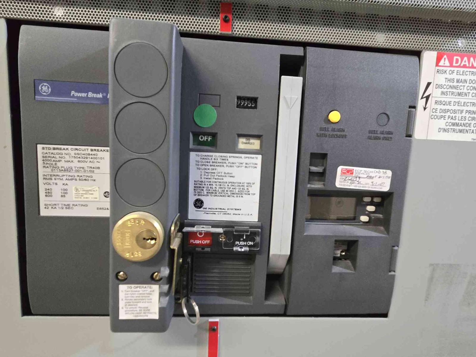 4000A GE Power Break II Switchgear Dual SSD 4000A Main & 14 SHF 800A Sub Feeds
