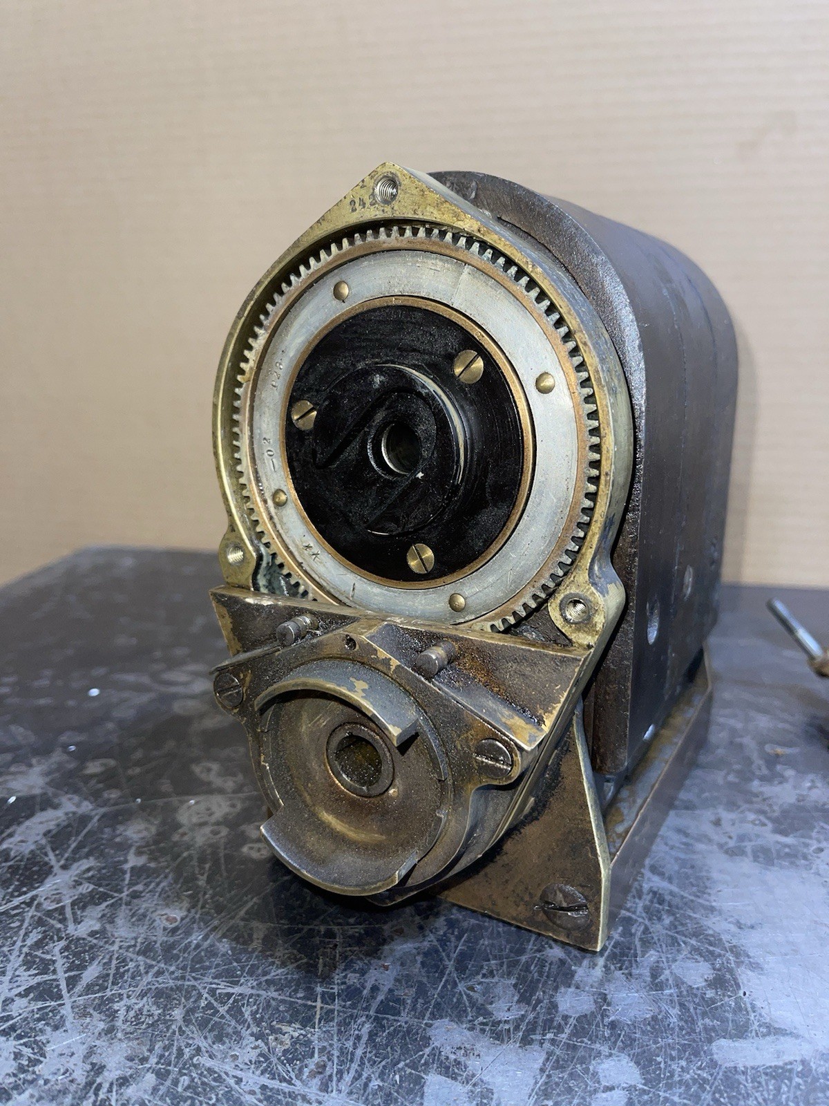 Antique Bosch Type D4 Dual Magneto Automobile Tractor Truck Parts