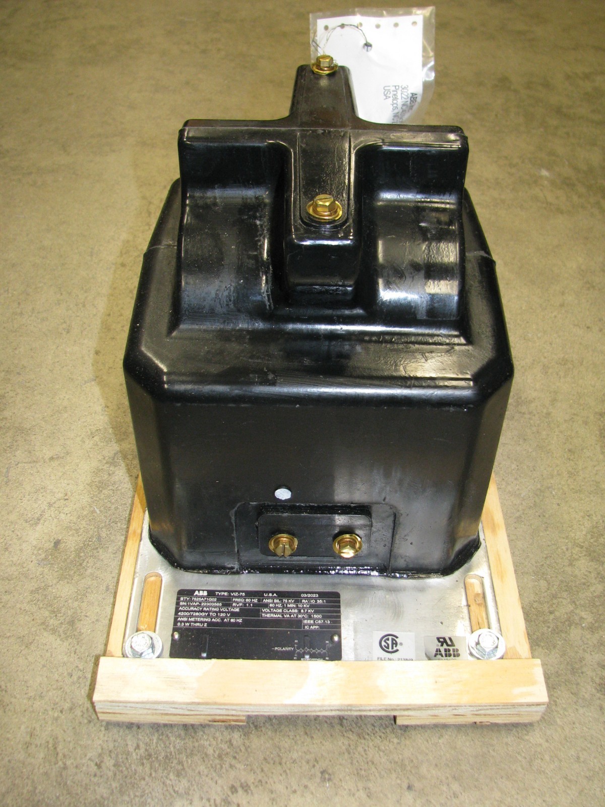 7525A71G02 ABB Electrical Transformer VIZ-75 Ratio 35:1