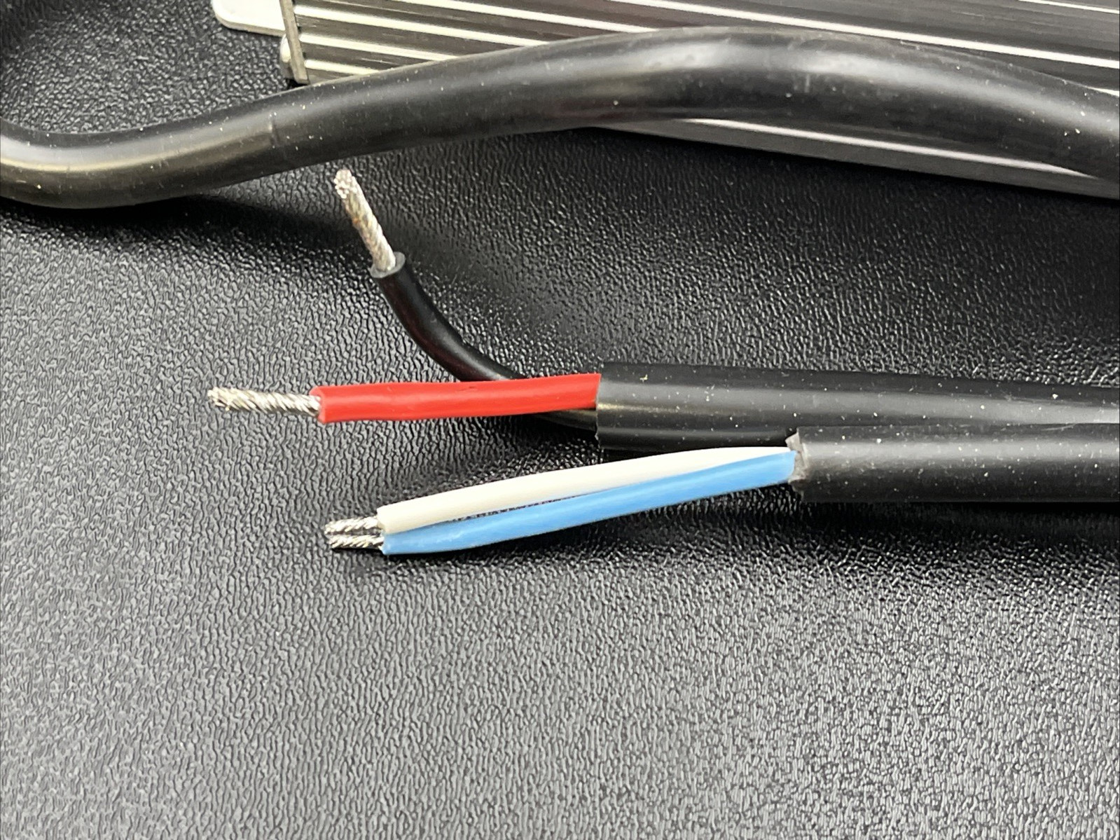 Mean Well LED Driver HLG-240H-42B 42vdc IP67
