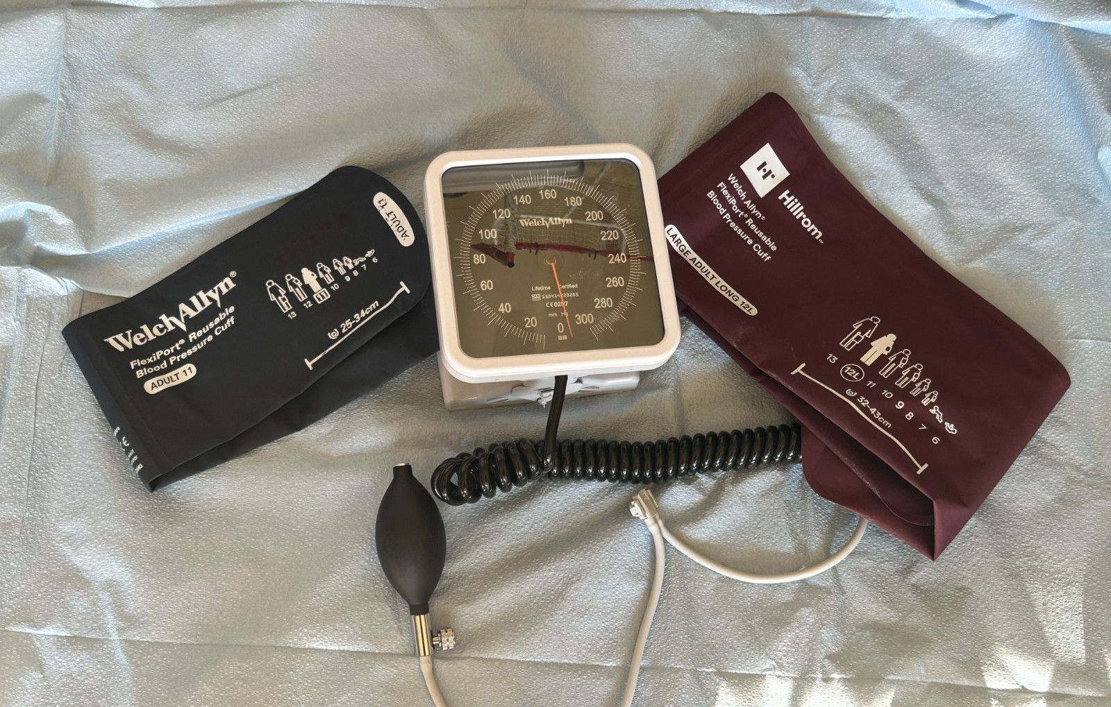 Welch Allyn 767 Wall Aneroid Sphyg System Flexiport Adult and Large Adult Cuffs