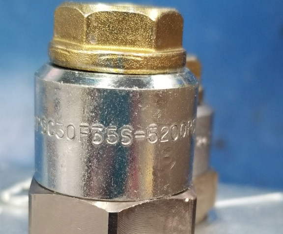 Eaton Vickers Hydraulic Lift Cylinder 631AA00136A Cartridge Valve 1PSC30F35S