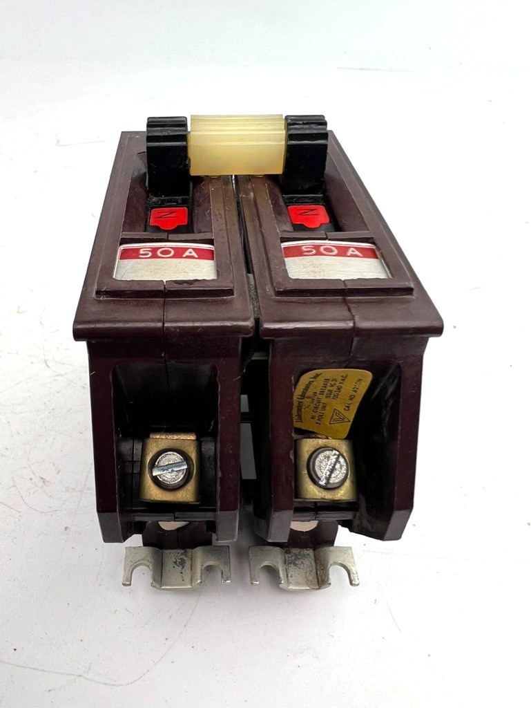 Wadsworth 50 Amp 2 Pole Type A Circuit Breaker 240V 50A A250 — Broken Metal Back