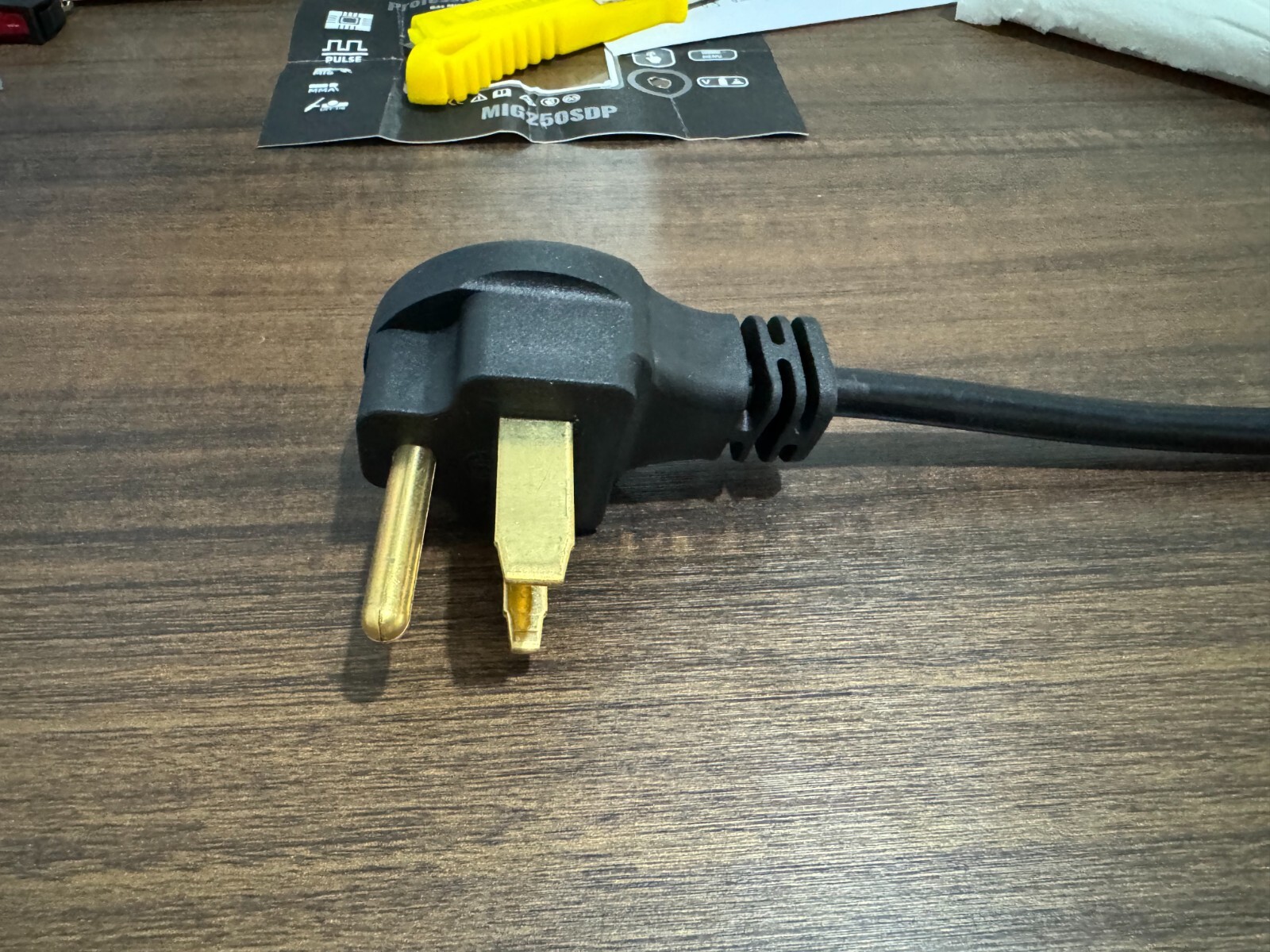 20CM Welder Adaptor Cord Convert 110V to 220V Plug Welder Extension