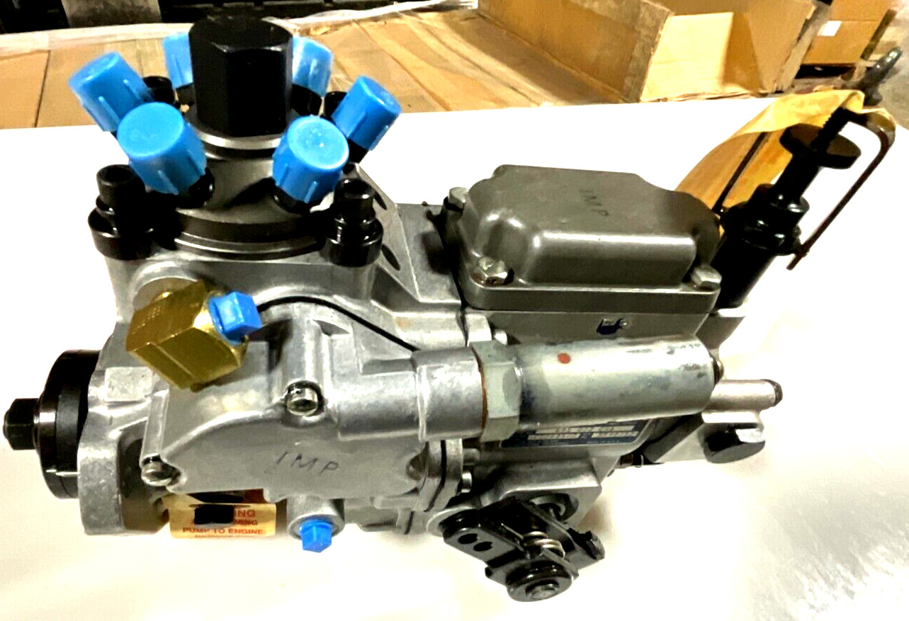 KOMATSU MHE236 M1OA FUEL INJECTION PUMP AMBAC 6A100A9555A8 735002C91 691022C91