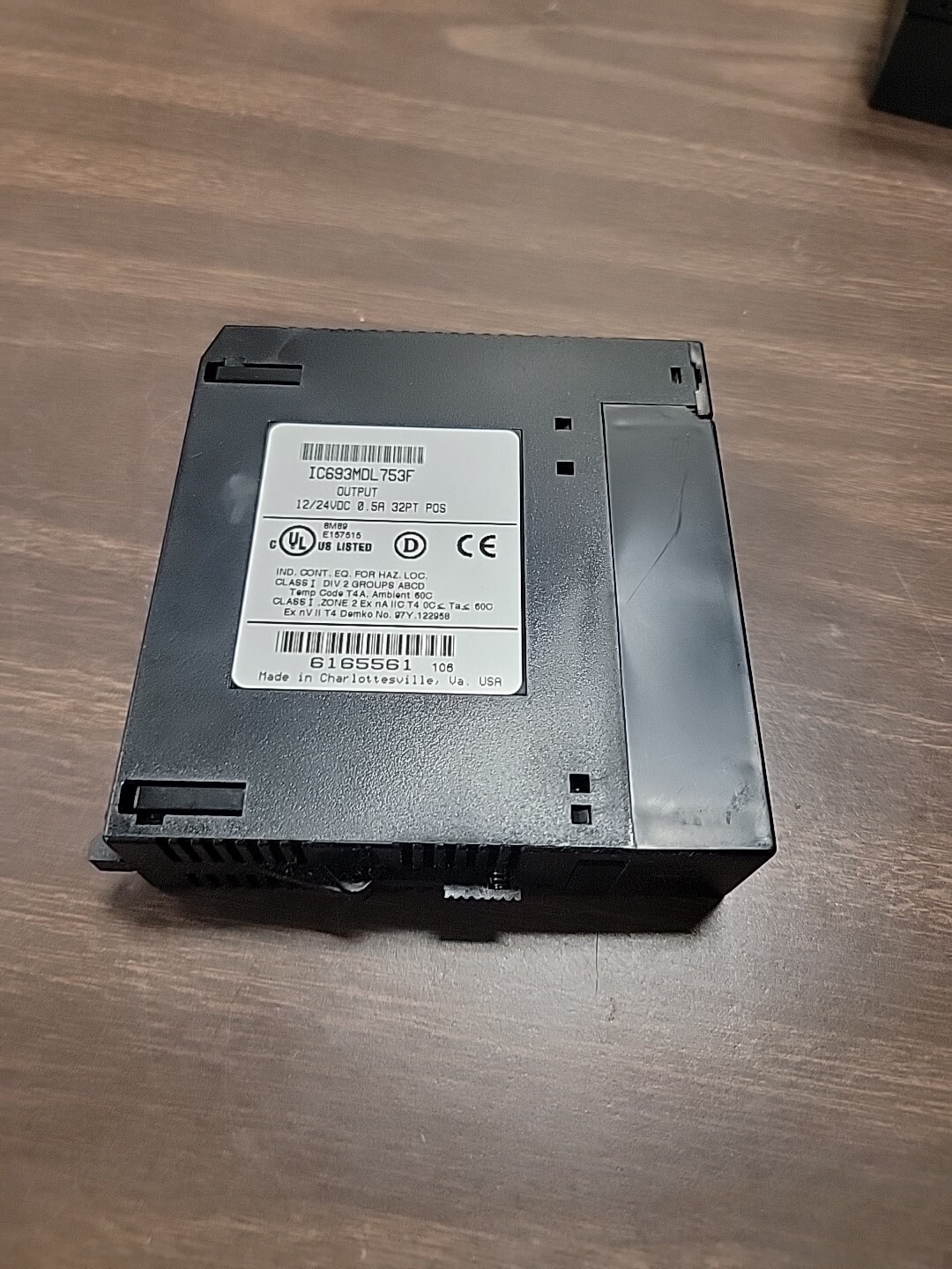 GE FANUC IC693MDL753F OUTPUT 12/24VDC 0.5A 32PT POS