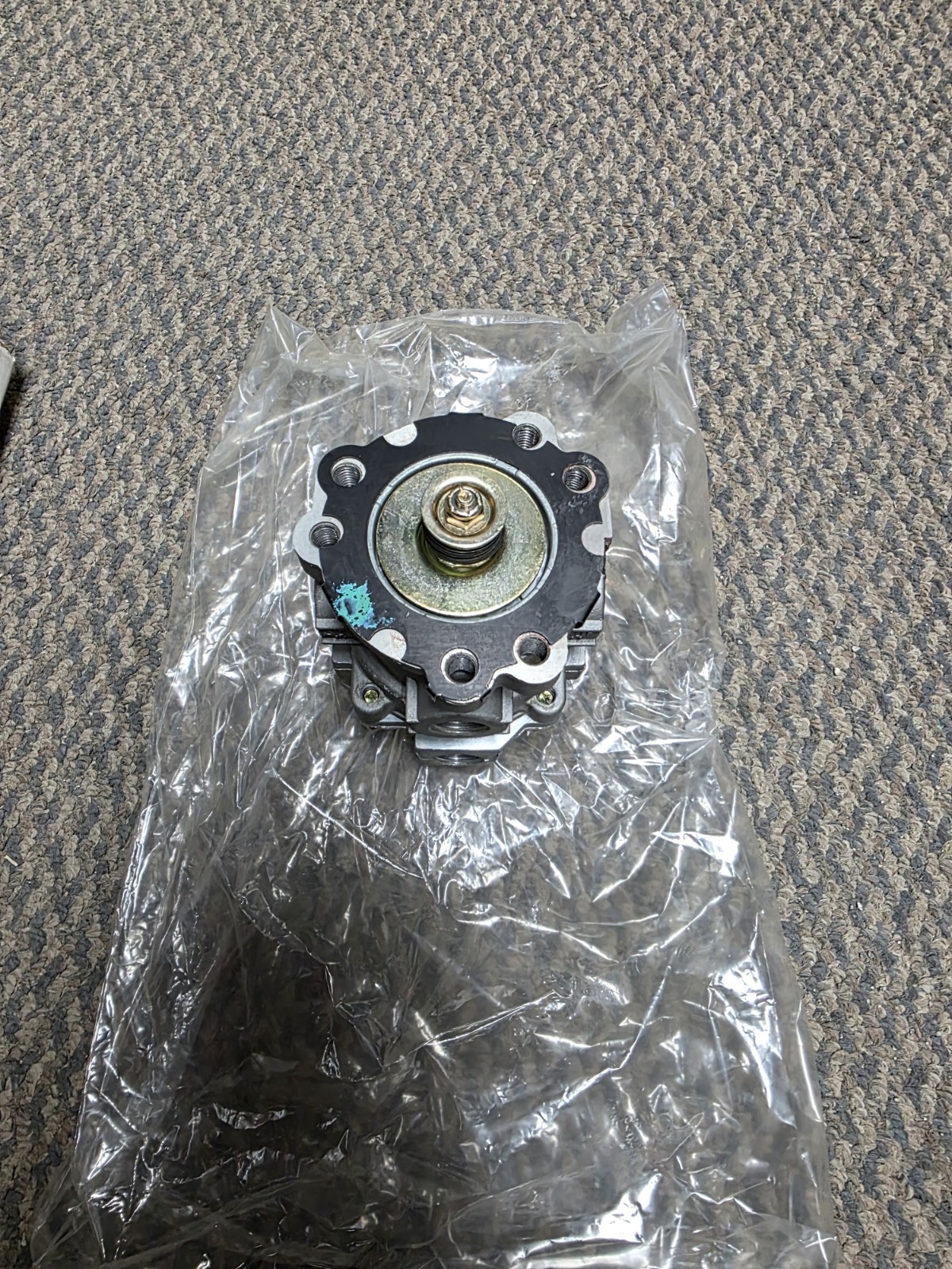 Bendix 286171N E-6 Air-Operated Brake Valve, Suitable for Air