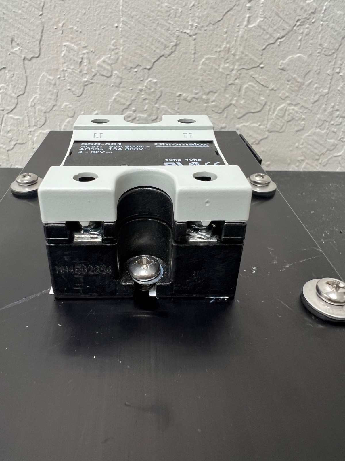 Chromalox SSR-501 Power Controller 10hp 50A 600V 4-32V w/ Heat Sink