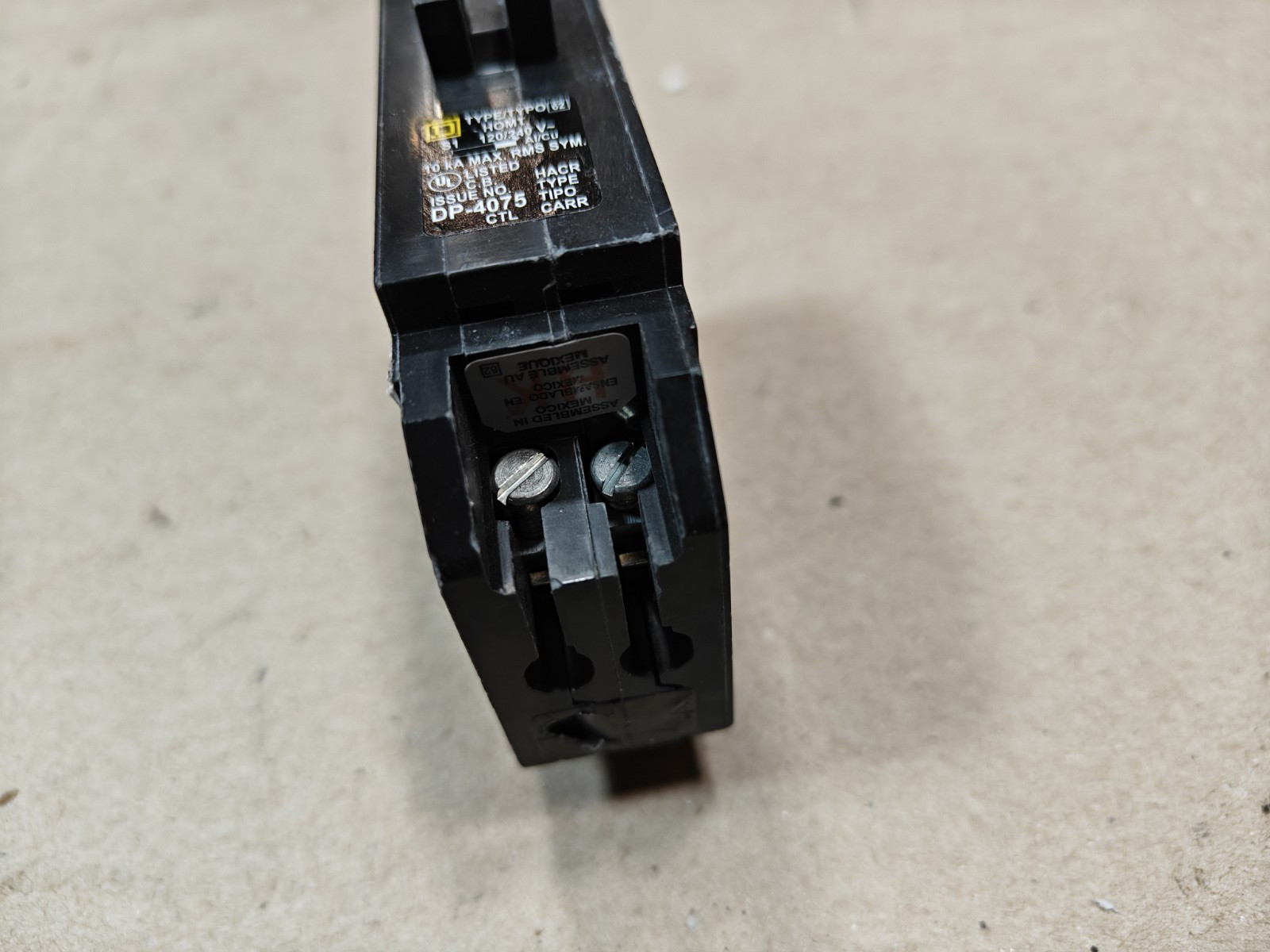 Square D HOMT1515 15 A Miniature Circuit Breaker